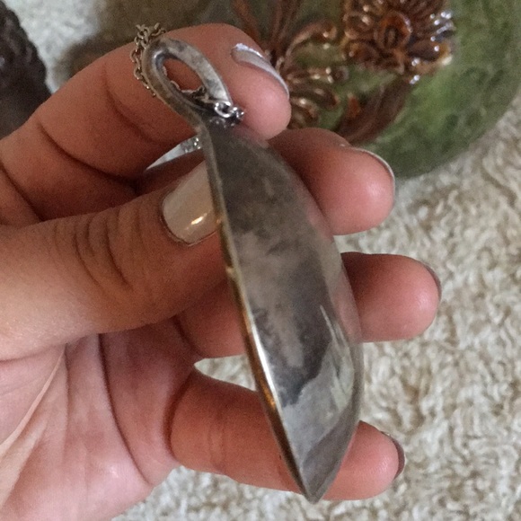 Spoon resin necklace - Picture 6 of 7